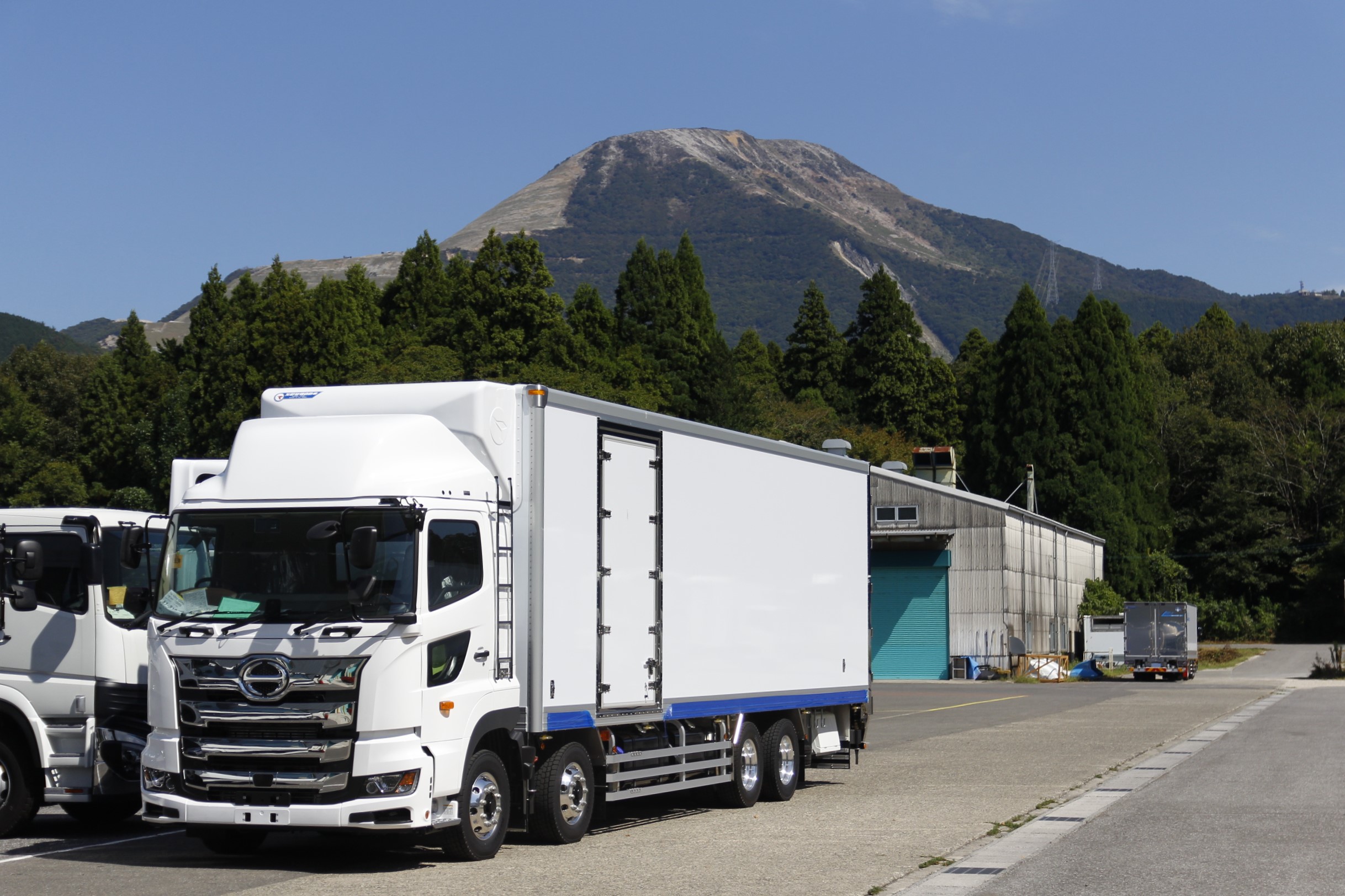 株式会社アルナ矢野特車